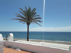 Estepona - Primera linea de playa y solarium